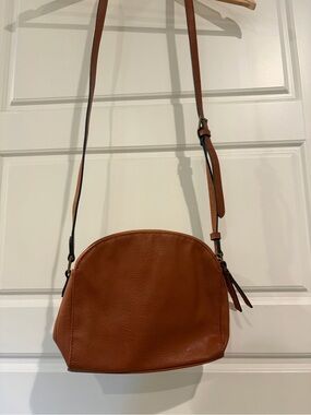 Universal Thread Brown Pebbled Leather Crossbody Bag